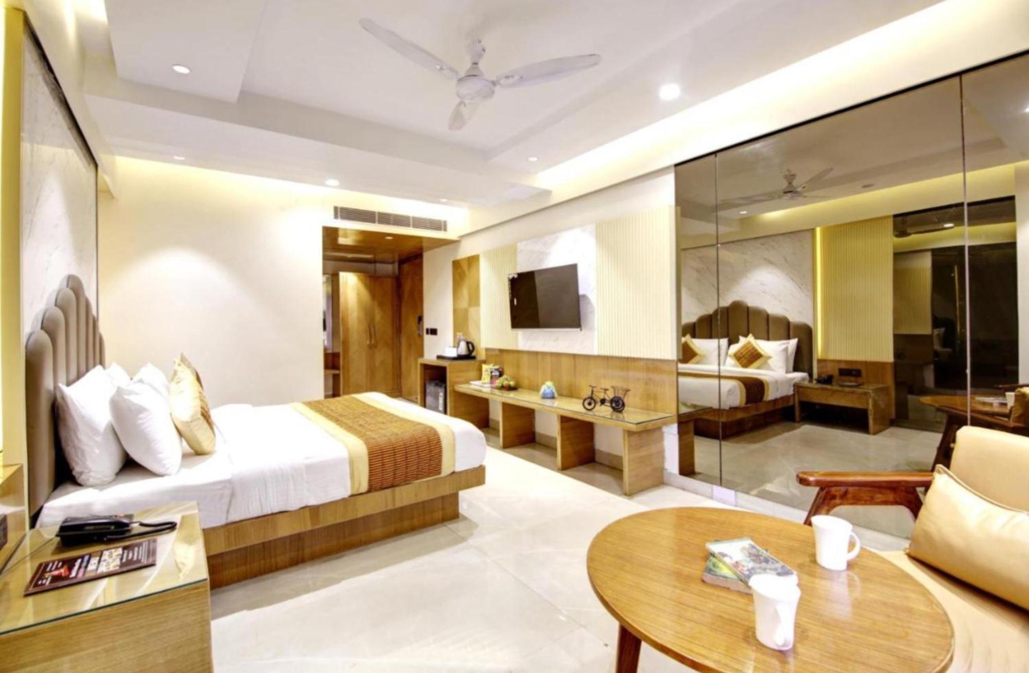 Hotel Platinum With Free Pickup-Delhi Airport 新德里 外观 照片